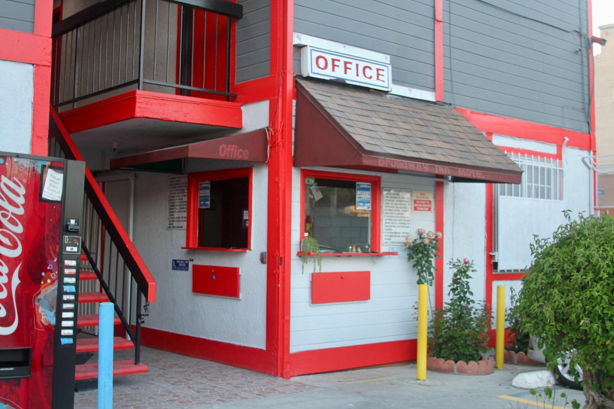 Broadway Inn Motel ロサンゼルス エクステリア 写真